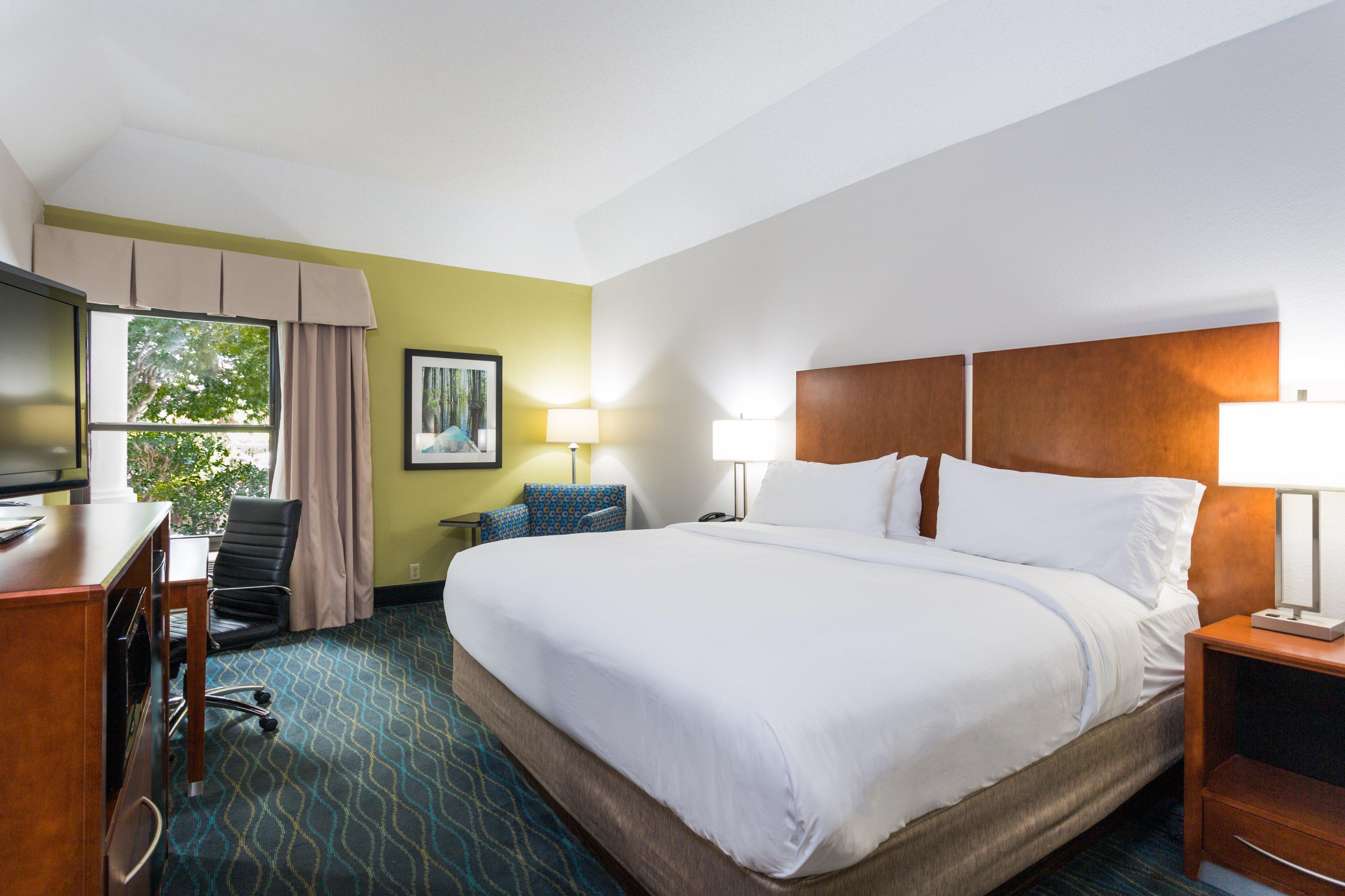 Holiday Inn Express & Suites Wilmington-University Center By Ihg Exterior foto