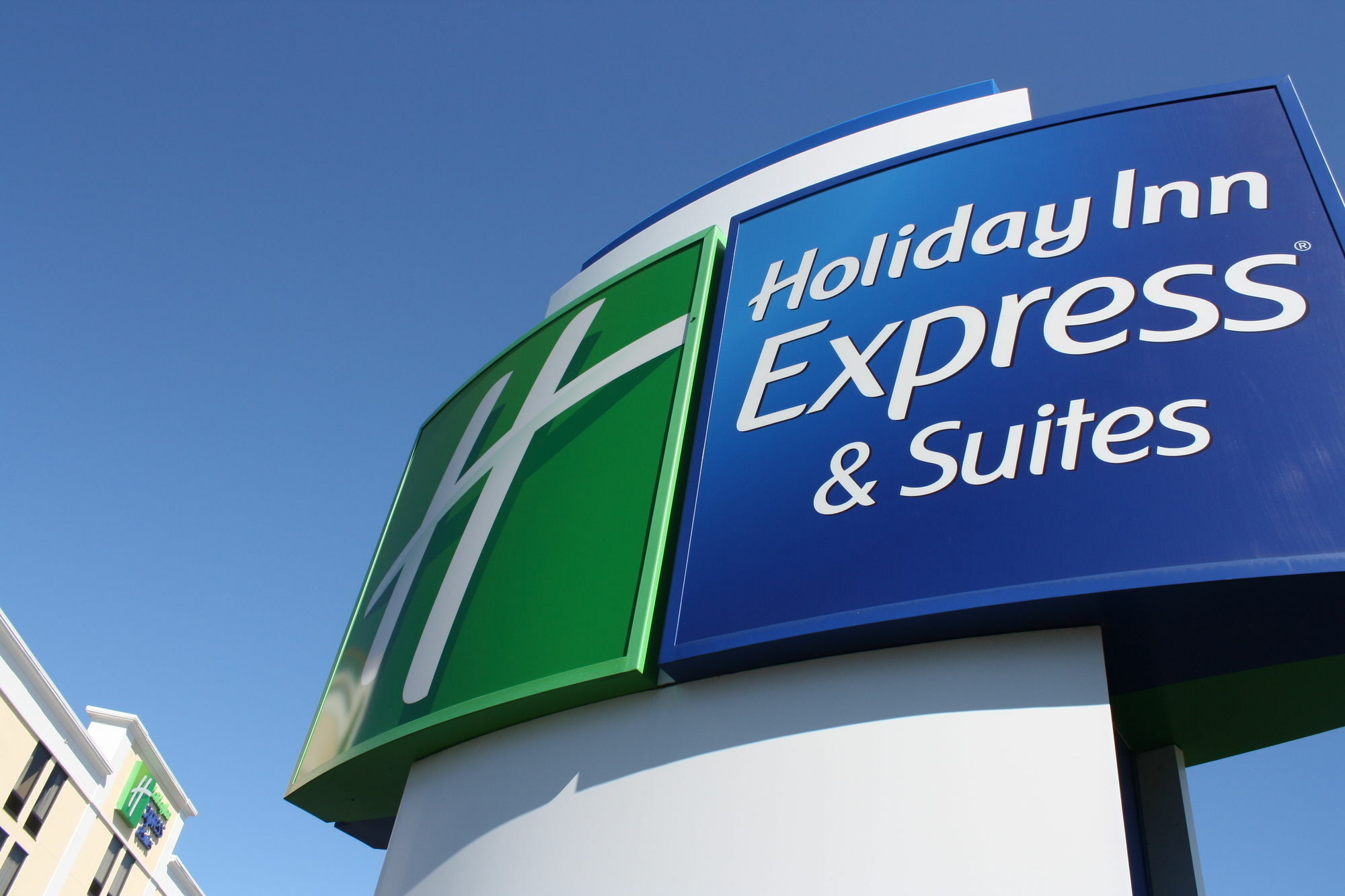 Holiday Inn Express & Suites Wilmington-University Center By Ihg Exterior foto