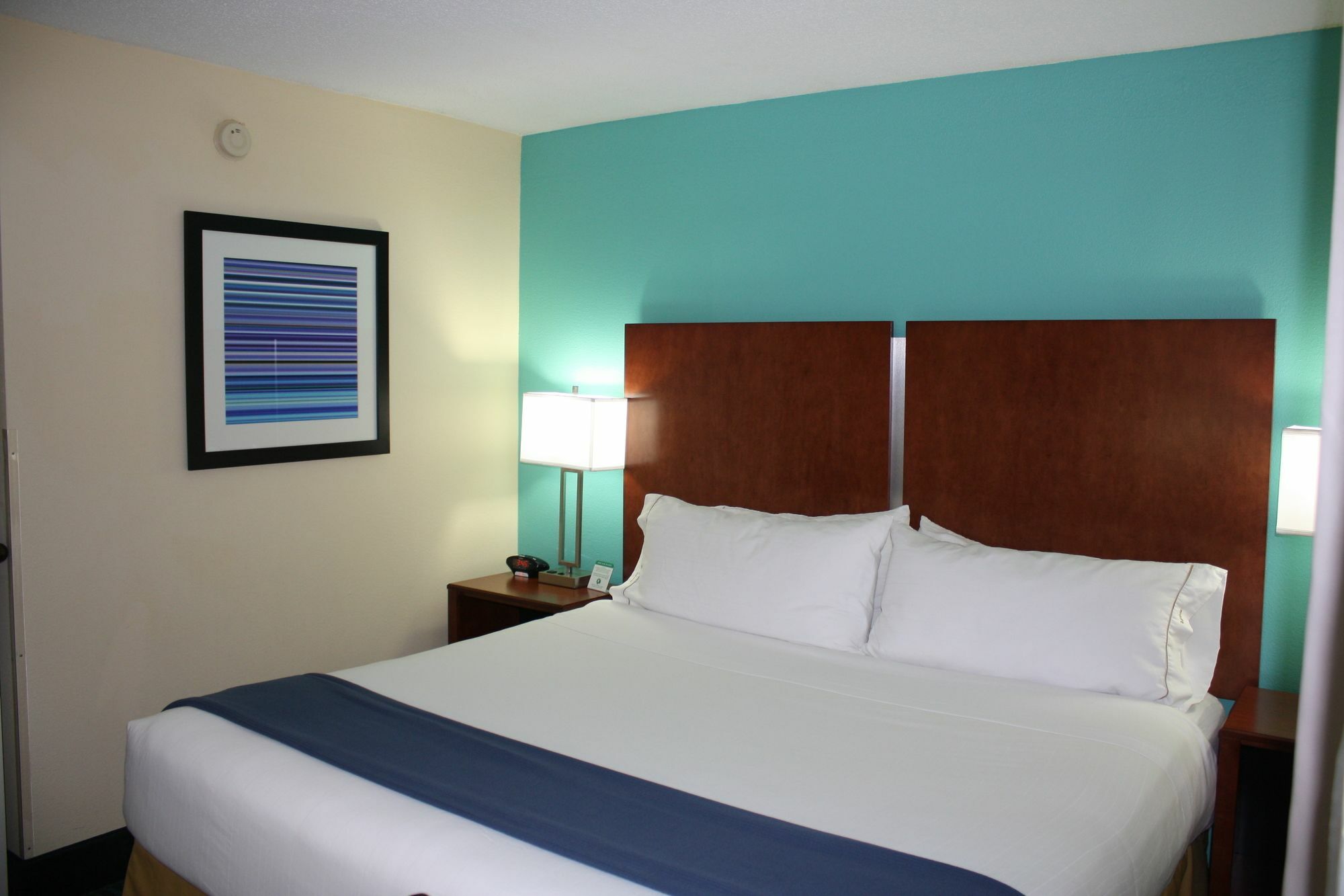 Holiday Inn Express & Suites Wilmington-University Center By Ihg Exterior foto